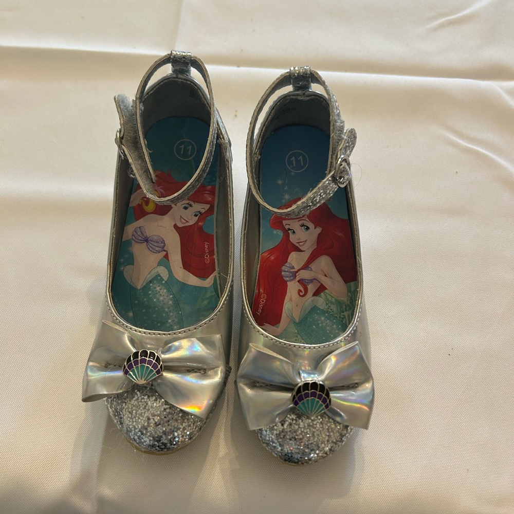 Disney Silver Dress Shoes with Glittery Bows